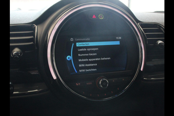 MINI Clubman 1.5 Cooper Chili Hyde Park Climate control Cruise control Voorstoelen verwarmd Parkeersensor achter LED Apple Carplay/ Android Auto