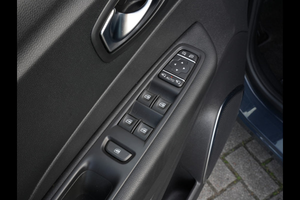 Renault Captur 1.3 TCe Intens | Keyless | Navigatie | Climate Control | LED | Camera
