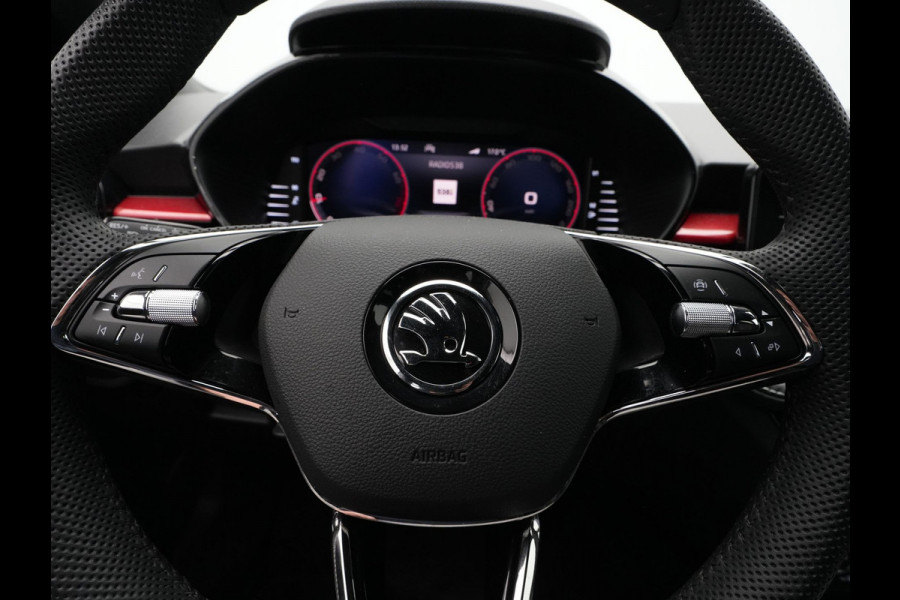 Škoda Fabia 1.0 TSI Monte Carlo Navi via App Pdc Clima Lane Assist 15