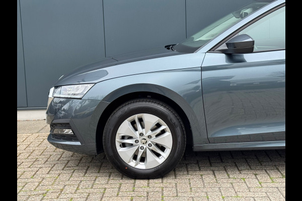 Škoda Octavia Combi * Trekhaak * Visueel Cockpit * AppleCarPlay * Pdc Voor + Achter *