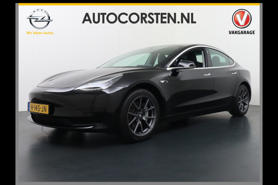 Tesla Model 3 RWD SR+ 60kWh 325PK FSD 3-Computer 18" AutoPilot Leder PanoDak Adaptive-Cruise Lmv Camera's Elektr.-Stuur+Stoelen+Spiegels+Geheu Navi LED Comfortstoelen ACC DAB Voorverwarmen interieur via App Keyless via Telefoonsleutel One-Pedal-Drive Origineel Nederlandse auto tot 11kw laden thuis! Garantie Accu tot  03-03-2028 max 160.000km 1.584kg licht!