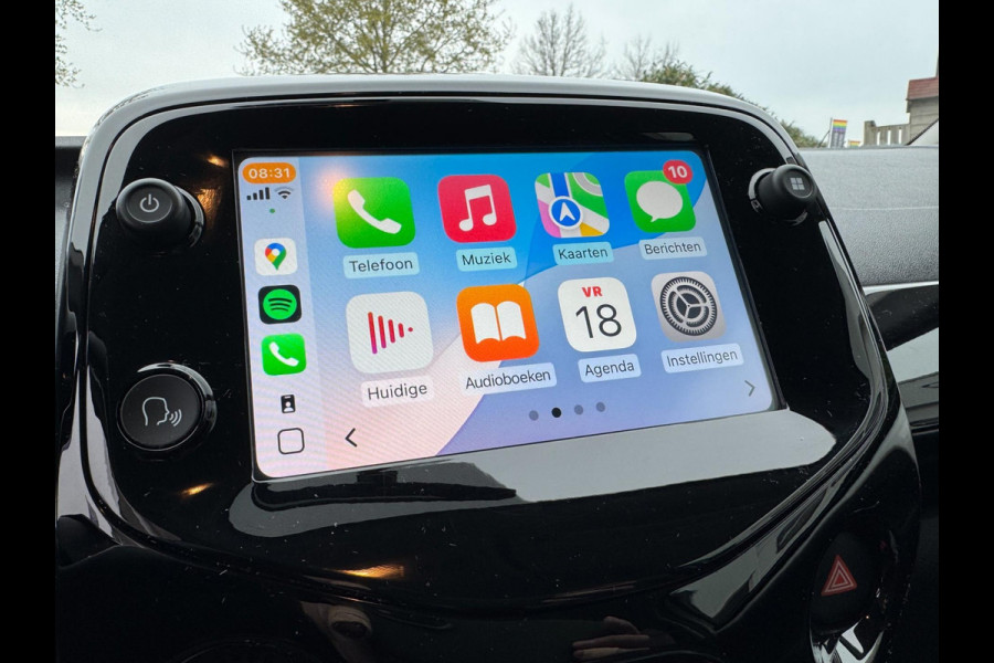 Toyota Aygo 1.0 VVT-i x-otic CABRIOTOP / CAMERA / CARPLAY / NL AUTO / BLUETOOTH / HALF LEDER