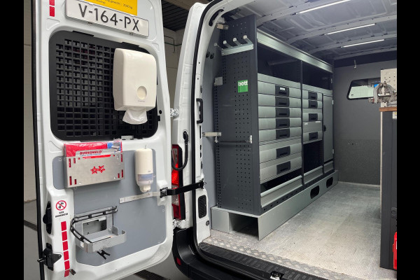 Renault Master Servicewagen T35 2.3 dCi 145pk euro6 L2H2 Energy BOTT inrichting Victron V230 Standkachel Trekhaak RIJKLAARPRIJS!