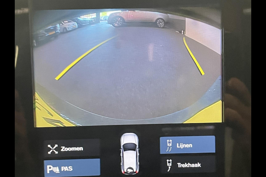 Volvo XC40 1.5 T5 Aut PHEV Recharge R-Design 262 PK Panoramadak Airco Cruise Control Leder Interieur Trekhaak Full LED Light Pack Winterpakket PRO
