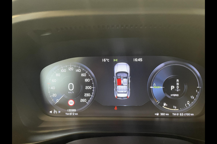 Volvo XC40 1.5 T5 Aut PHEV Recharge R-Design 262 PK Panoramadak Airco Cruise Control Leder Interieur Trekhaak Full LED Light Pack Winterpakket PRO