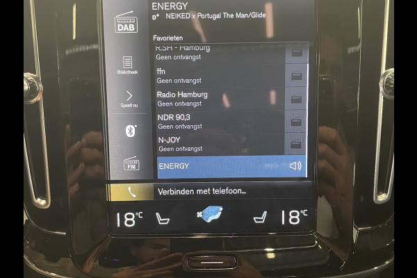 Volvo XC40 1.5 T5 Aut PHEV Recharge R-Design 262 PK Panoramadak Airco Cruise Control Leder Interieur Trekhaak Full LED Light Pack Winterpakket PRO