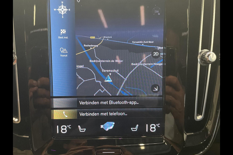 Volvo XC40 1.5 T5 Aut PHEV Recharge R-Design 262 PK Panoramadak Airco Cruise Control Leder Interieur Trekhaak Full LED Light Pack Winterpakket PRO