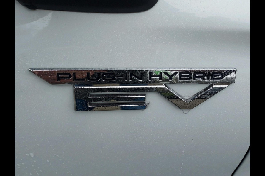 Mitsubishi ASX 1.6 PHEV AT First Edition
