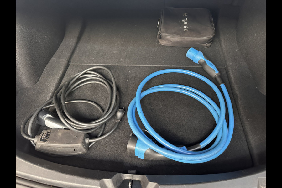 Tesla Model 3 Standard RWD Plus 60 kWh [ 3-Fase ] (INCL-BTW) Aut. *PANO | AUTO-PILOT | NAPPA-LEATHER | KEYLESS | FULL-LED | MEMORY-PACK | SURROUND-VIEW | DAB | CARPLAY | DIGI-COCKPIT | LANE-ASSIST | COMFORT-SEATS | 18"ALU*
