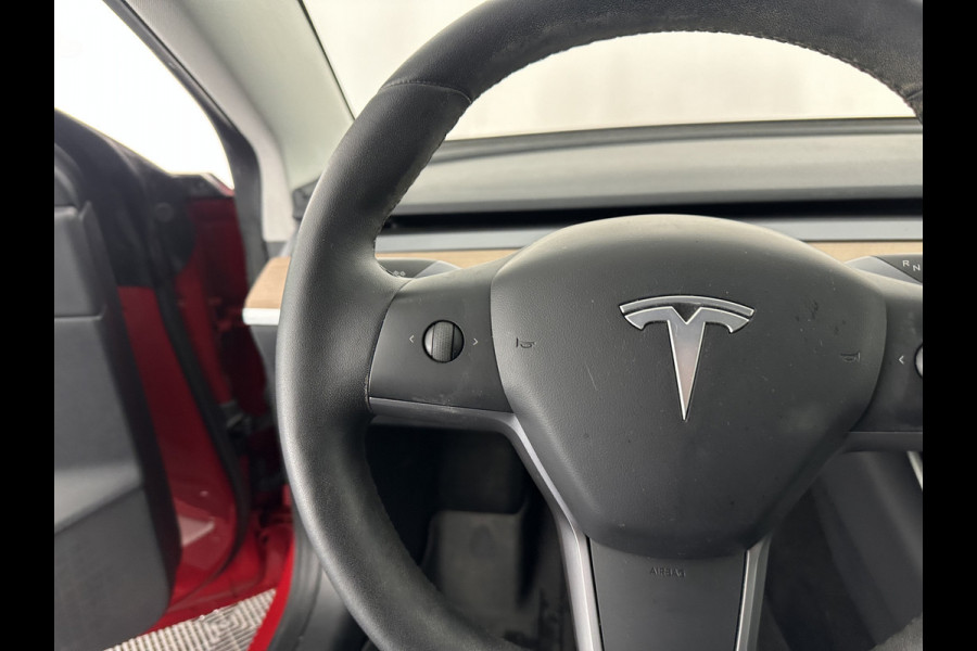 Tesla Model 3 Standard RWD Plus 60 kWh [ 3-Fase ] (INCL-BTW) Aut. *PANO | AUTO-PILOT | NAPPA-LEATHER | KEYLESS | FULL-LED | MEMORY-PACK | SURROUND-VIEW | DAB | CARPLAY | DIGI-COCKPIT | LANE-ASSIST | COMFORT-SEATS | 18"ALU*