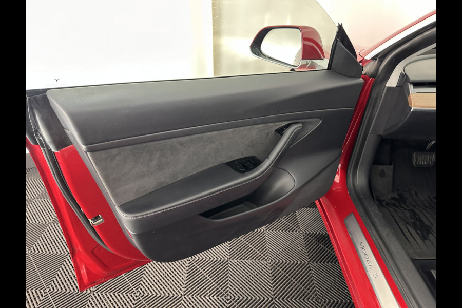 Tesla Model 3 Standard RWD Plus 60 kWh [ 3-Fase ] (INCL-BTW) Aut. *PANO | AUTO-PILOT | NAPPA-LEATHER | KEYLESS | FULL-LED | MEMORY-PACK | SURROUND-VIEW | DAB | CARPLAY | DIGI-COCKPIT | LANE-ASSIST | COMFORT-SEATS | 18"ALU*