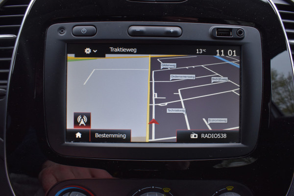 Renault Captur 0.9 TCe Limited / Cruise Control / Parkeerhulp achter / Clima / Keyless / LED