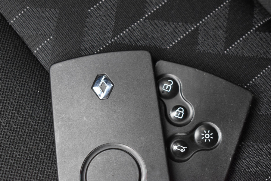 Renault Captur 0.9 TCe Limited / Cruise Control / Parkeerhulp achter / Clima / Keyless / LED