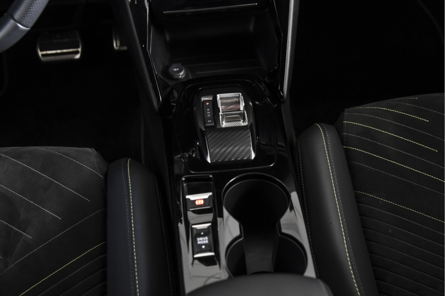Peugeot 2008 1.2 PureTech 130 GT - Automaat | Dig. Cockpit | Adapt. Cruise | Elek. stoel | Stoelverw. | PDC | Camera | NAV + App. Connect | ECC | LM 17" | 6663