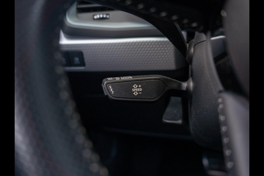 Audi A1 Sportback 40 TFSI Pro Line S / Keyless / Stoelverwarming / CarPlay / Sensoren / 18 inch / Audi Sound