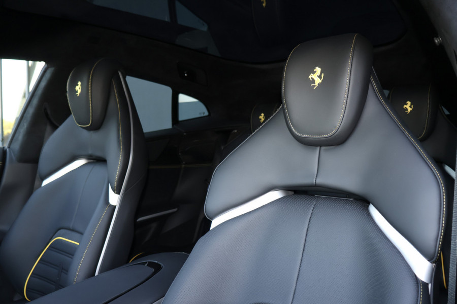 Ferrari Purosangue 6.5 V12 | NEW | NO REGISTRATION | VAT REF. | 135K OPTIONS | CARBON WHEELHOUSE, R+F DIFFUSERS, UNDERDOOR, MIRRORS, DOORPANELS, KI MASSAGE REAR SEATS | FULL LEATHER PACK | DIGITAL REAR VIEW CAMERA | PRIVACY GLASS | REAR SEATS COOLED/HEATED | BURMESTER HIGH END AUDIO | ACTIVE MATRIX LED HEADLIGHTS