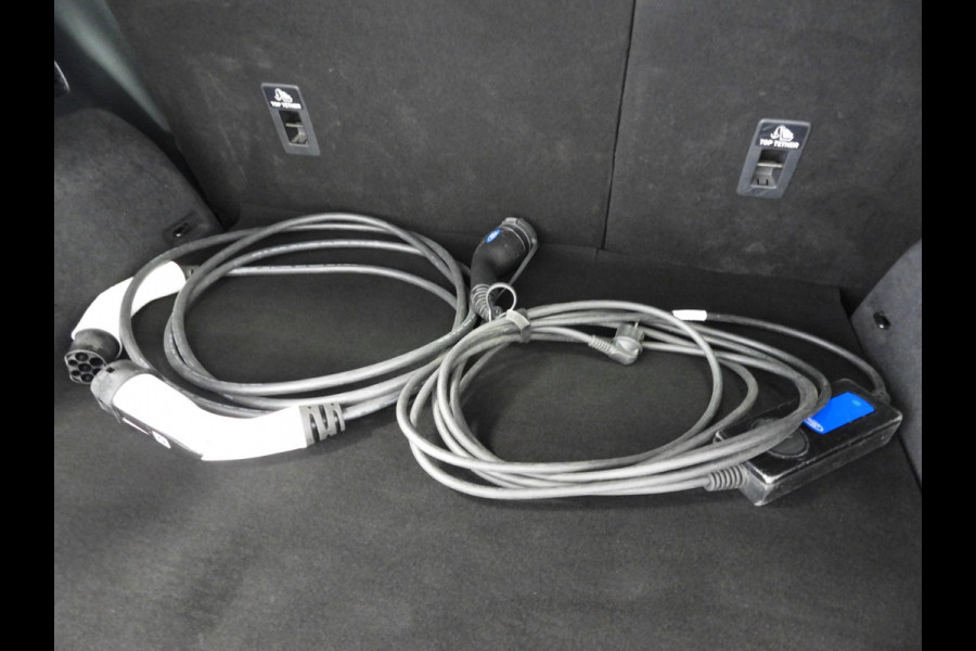 Ford Kuga 2.5 PHEV Plug-In Vignale LEER/HEAD-UP/TREKHAAK/LED/18"LMV!