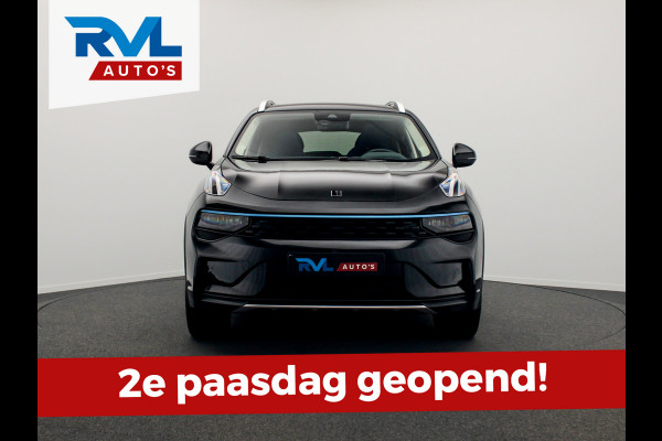 Lynk & Co 01 1.5 261PK Plug-in Hybrid *Black pakket * 360* camera Pano/dak Apple/Carplay Adaptive/Cruise