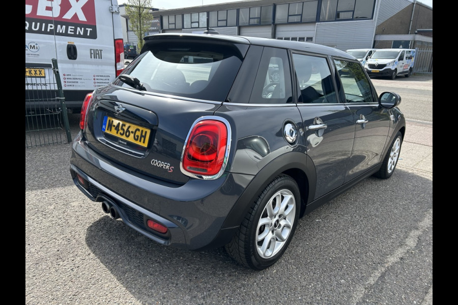 MINI Mini 2.0 Cooper S Pepper Serious Business