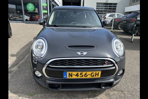 MINI Mini 2.0 Cooper S Pepper Serious Business