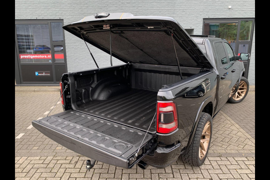 Dodge Ram 1500 Limited Night 5.7 V8 401PK 360cam 4X4 PANO Luchtvering