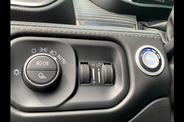 Dodge Ram 1500 Limited Night 5.7 V8 401PK 360cam 4X4 PANO Luchtvering