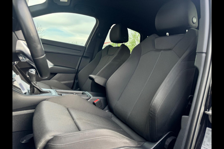 Audi Q3 35 TFSI Pro Line Matrix/Dodehoek/Trekhaak