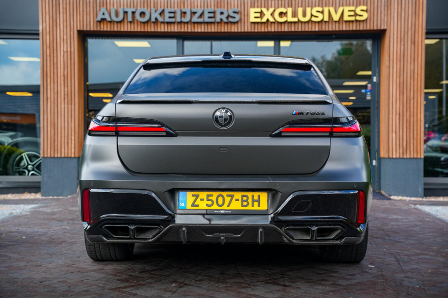 BMW 7 Serie M760e xDrive Carbon 22" Velgen FireTV Ambient Softclose FULL OPTION! Trekhaak