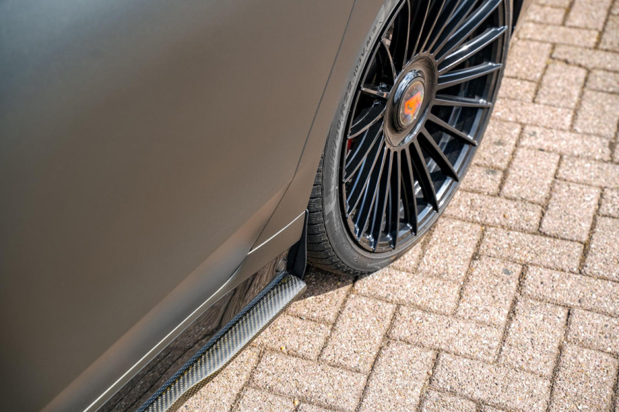 BMW 7 Serie M760e xDrive Carbon 22" Velgen FireTV Ambient Softclose FULL OPTION! Trekhaak