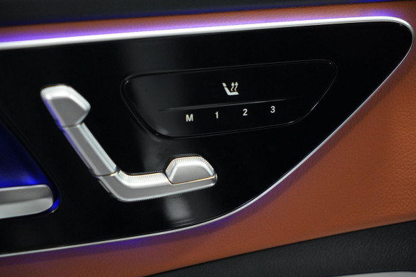 Mercedes-Benz C-Klasse 300 AMG Line NAP|1e Eig|Dealer Garantie|Pano|Memory|Head-up|360|Burmester