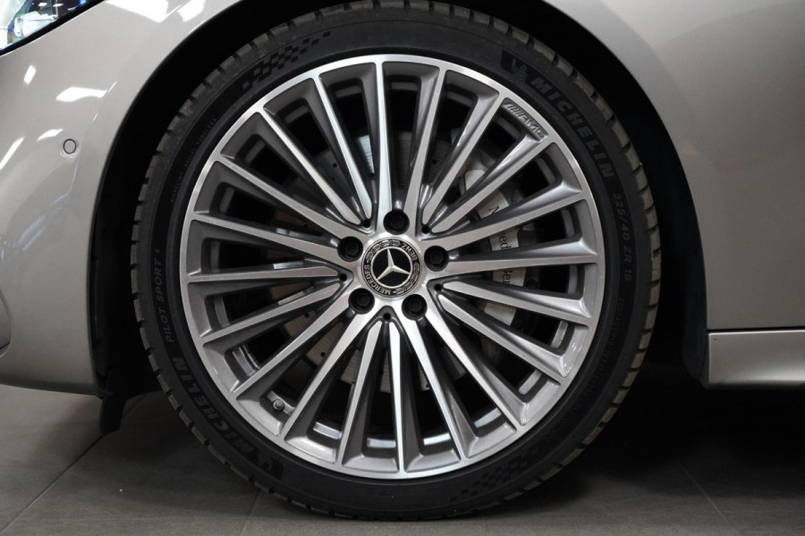 Mercedes-Benz C-Klasse 300 AMG Line NAP|1e Eig|Dealer Garantie|Pano|Memory|Head-up|360|Burmester
