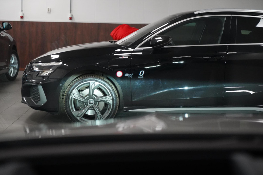Mercedes-Benz C-Klasse 300 AMG Line NAP|1e Eig|Dealer Garantie|Pano|Memory|Head-up|360|Burmester