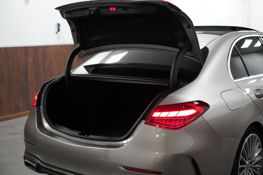 Mercedes-Benz C-Klasse 300 AMG Line NAP|1e Eig|Dealer Garantie|Pano|Memory|Head-up|360|Burmester