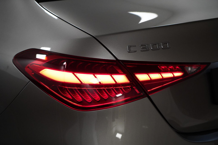Mercedes-Benz C-Klasse 300 AMG Line NAP|1e Eig|Dealer Garantie|Pano|Memory|Head-up|360|Burmester