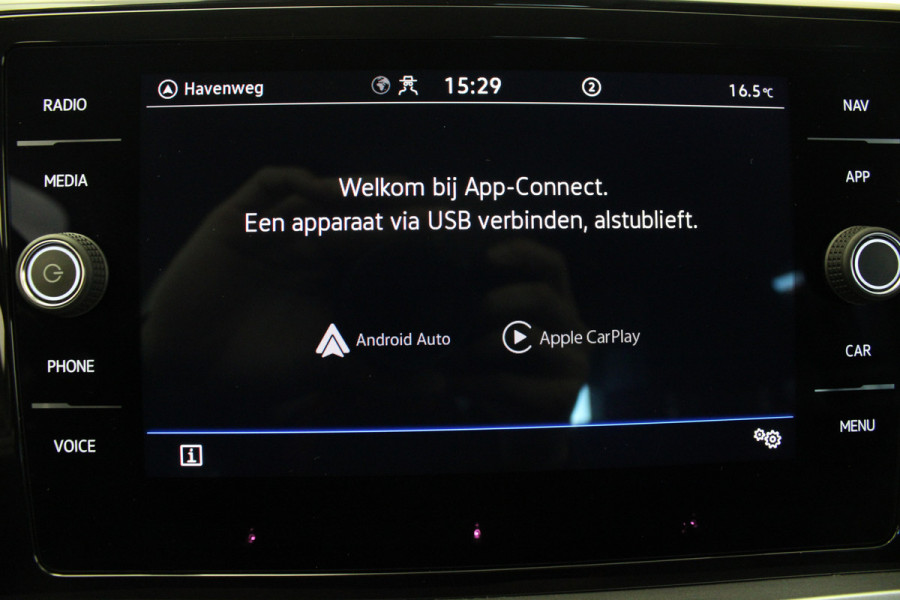 Volkswagen T-Roc 1.0 TSI Life Business |Stoelverwarming|Navi|
