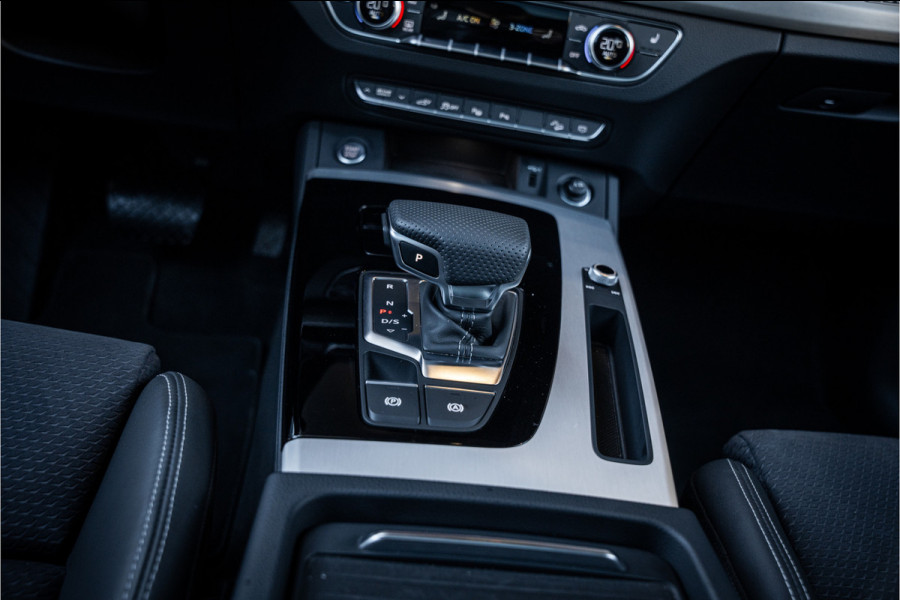 Audi Q5 55 TFSI e S edition Competition - Panorama | B&O | 360 Camera | Elek. Trekhaak | ACC
