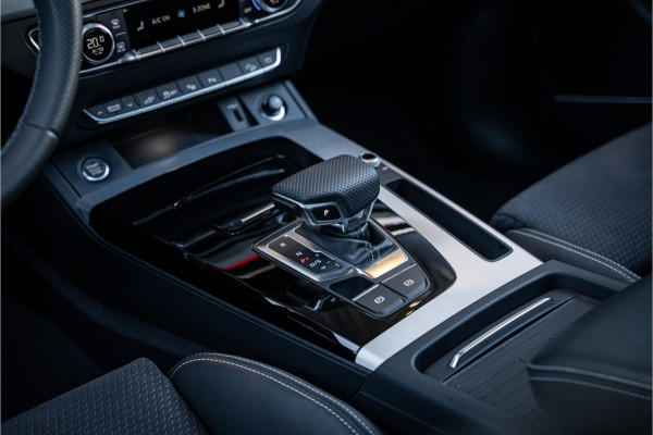 Audi Q5 55 TFSI e S edition Competition - Panorama | B&O | 360 Camera | Elek. Trekhaak | ACC