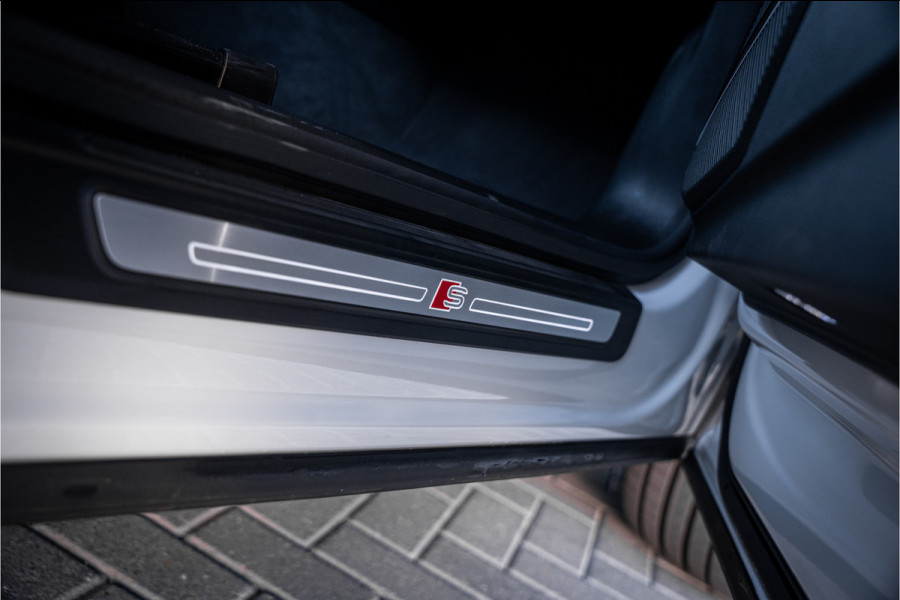 Audi Q5 55 TFSI e S edition Competition - Panorama | B&O | 360 Camera | Elek. Trekhaak | ACC