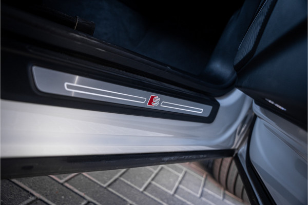 Audi Q5 55 TFSI e S edition Competition - Panorama | B&O | 360 Camera | Elek. Trekhaak | ACC