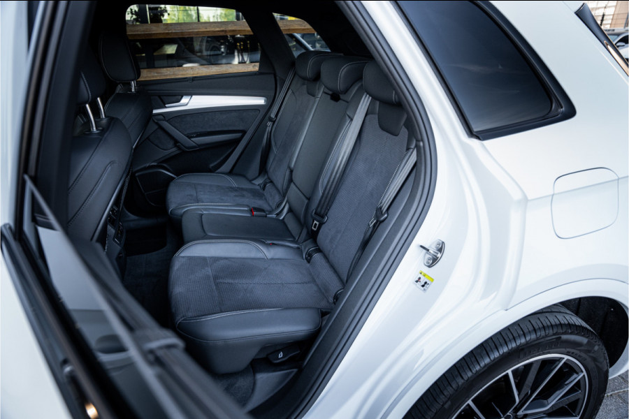 Audi Q5 55 TFSI e S edition Competition - Panorama | B&O | 360 Camera | Elek. Trekhaak | ACC