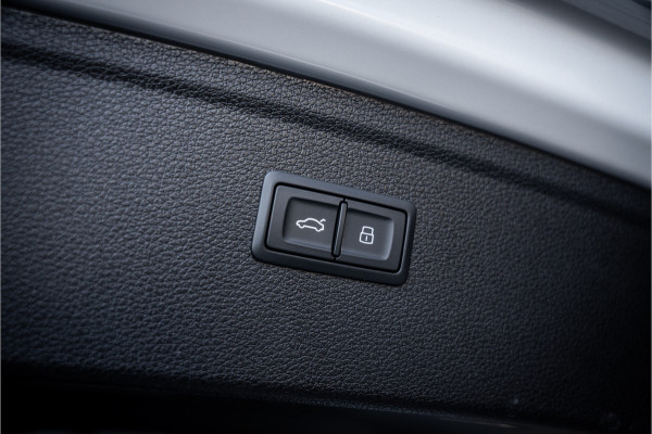 Audi Q5 55 TFSI e S edition Competition - Panorama | B&O | 360 Camera | Elek. Trekhaak | ACC