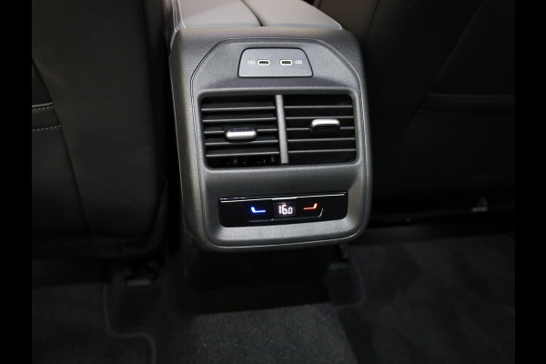 Volkswagen Passat Variant 1.5 eTSI Business 150pk DSG| Navi| 18'LM-velgen| Camera| Dodehoek detectie