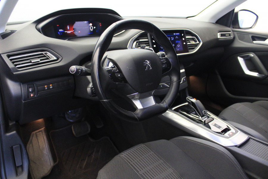 Peugeot 308 SW 1.2 PureTech Allure |Navi|Camera| *Koningsdag geopend*