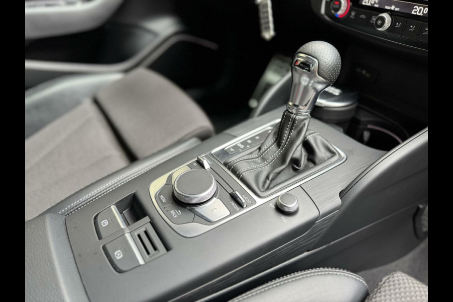 Audi A3 Sportback 1.5 TFSI CoD Sport S Line Edition Automaat | Apple CarPlay | Adaptieve cruise control | Lane assist | Bang&Olufsen aud