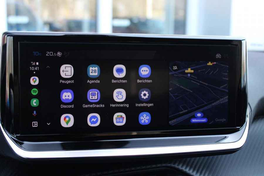Peugeot 2008 1.2 Hybrid 136PK AUTOMAAT ALLURE | NIEUWE AUTO! | CAMERA VOOR + ACHTER | KEYLESS ENTRY/START | PARKEERSENSOREN VOOR + ACHTER | DODEHOEK DETECTIE | 17" LICHTMETALEN VELGEN | ADAPTIVE CRUISE CONTROL | CLIMATE CONTROL | STOEL VERWARMING | DRAADLOZE APPLE CARPLAY/ANDROID AUTO |