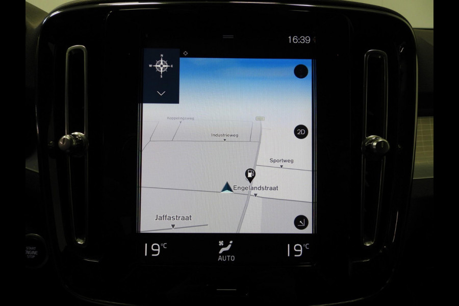 Volvo XC40 1.5 T4 Recharge Inscription Expression NAVI/CAMERA/LED/18"LMV!