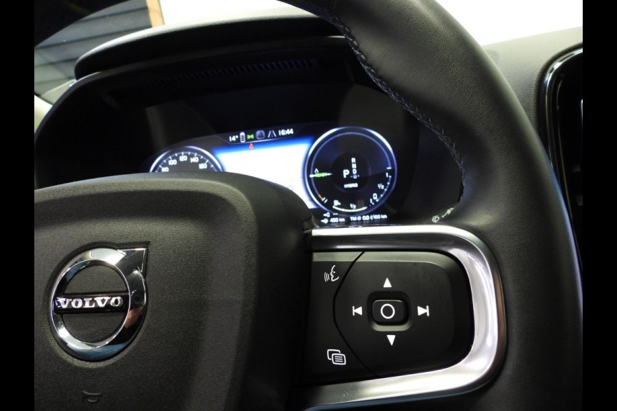 Volvo XC40 1.5 T4 Recharge Inscription Expression NAVI/CAMERA/LED/18"LMV!