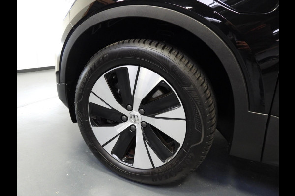 Volvo XC40 1.5 T4 Recharge Inscription Expression NAVI/CAMERA/LED/18"LMV!