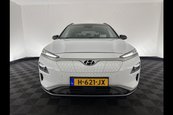 Hyundai Kona EV Premium 64 kWh [ 3-Fase ] (INCL-BTW) *HEAT-PUMP | FULL-LEATHER | HEAD-UP | FULL-LED | NAVI-FULLMAP | DAB | ADAPTIVE-CRUISE | KRELL-AUDIO | KEYLESS | CAMERA | BLIND-SPOT | LANE-ASSIST | DIGI-COCKPIT | COMFORT-SEATS | 1