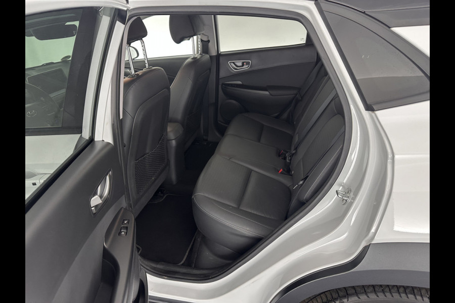 Hyundai Kona EV Premium 64 kWh [ 3-Fase ] (INCL-BTW) *HEAT-PUMP | FULL-LEATHER | HEAD-UP | FULL-LED | NAVI-FULLMAP | DAB | ADAPTIVE-CRUISE | KRELL-AUDIO | KEYLESS | CAMERA | BLIND-SPOT | LANE-ASSIST | DIGI-COCKPIT | COMFORT-SEATS | 1